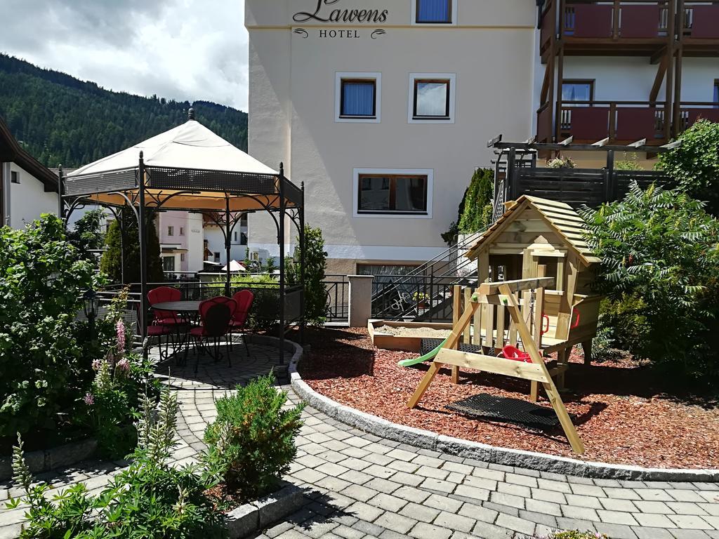 Hotel Garni Romantika Serfaus Exterior photo